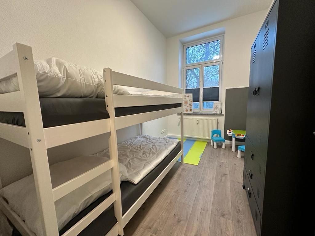 Familienwohnung Am Pfaffenteich Schwerin  Exterior foto